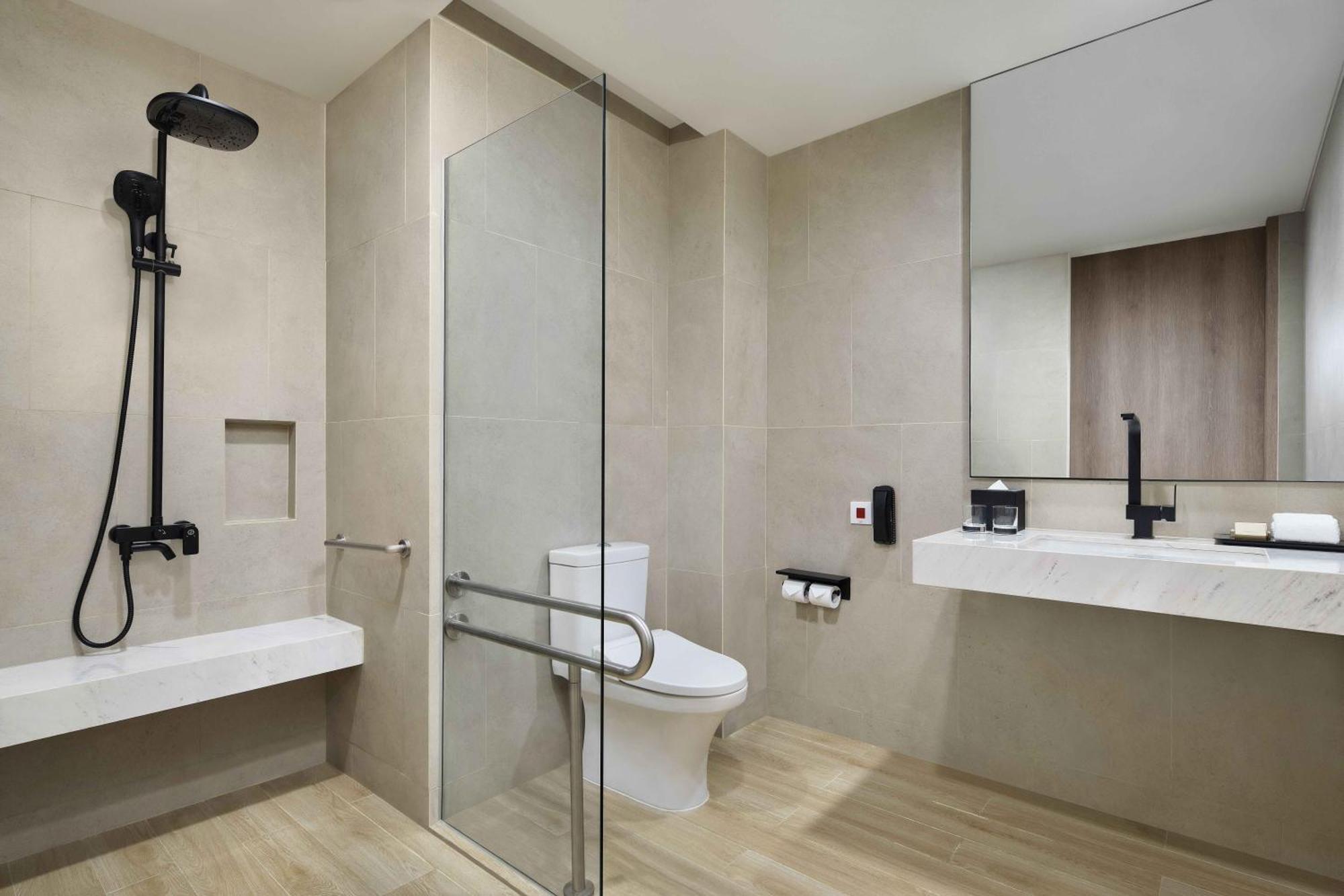 Fairfield By Marriott Jakarta Soekarno-Hatta Airport Tangerang Luaran gambar
